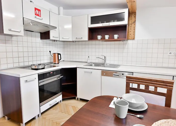 Alojamento de Acomodação e Pequeno-almoço U Swietego Krzysztofa *