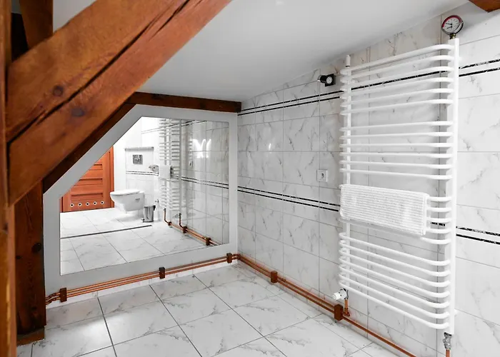 Alojamento de Acomodação e Pequeno-almoço U Swietego Krzysztofa *